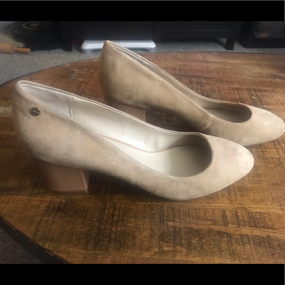 Calvin Klein Kasey Pumps